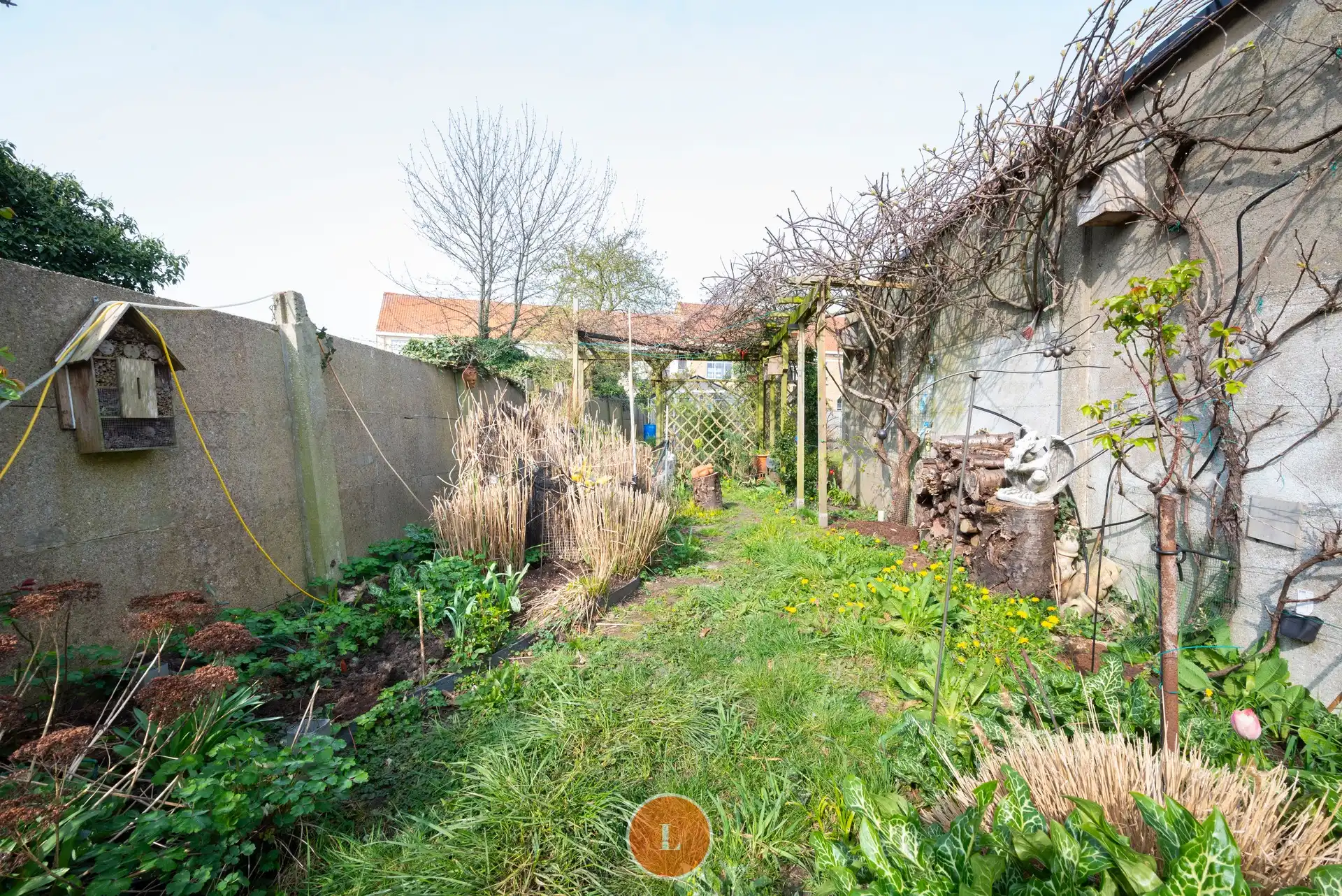 Op te frissen woning met 4 slaapkamers en tuin in Menen foto 13