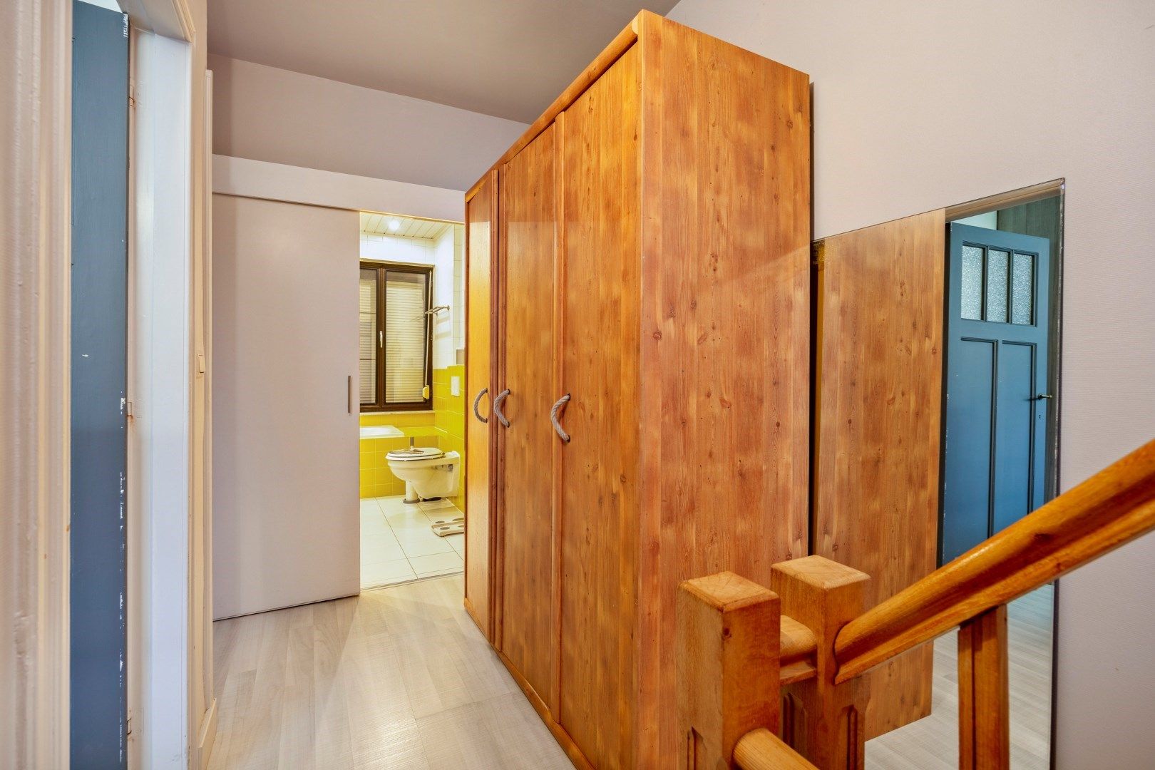 Ruim ingedeelde woning met 4 slpks op een mooi perceel van 21 are met achterliggend groen. foto 14