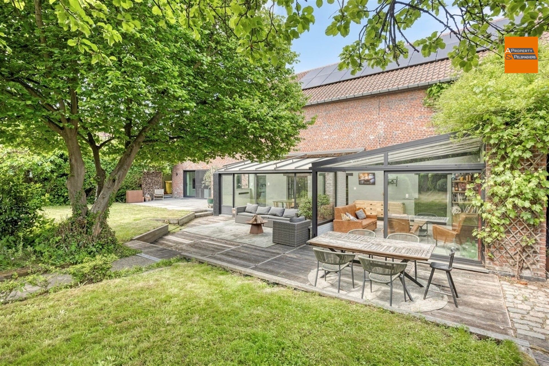 BOD AANVAARD Eigendom met karakter, 4 slpks en prachtige tuin foto 26