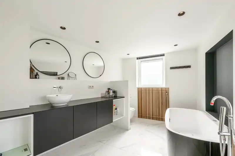 ✨ Karaktervolle herenwoning met tuin, garage en tal van mogelijkheden in hartje Vichte ✨ foto 12