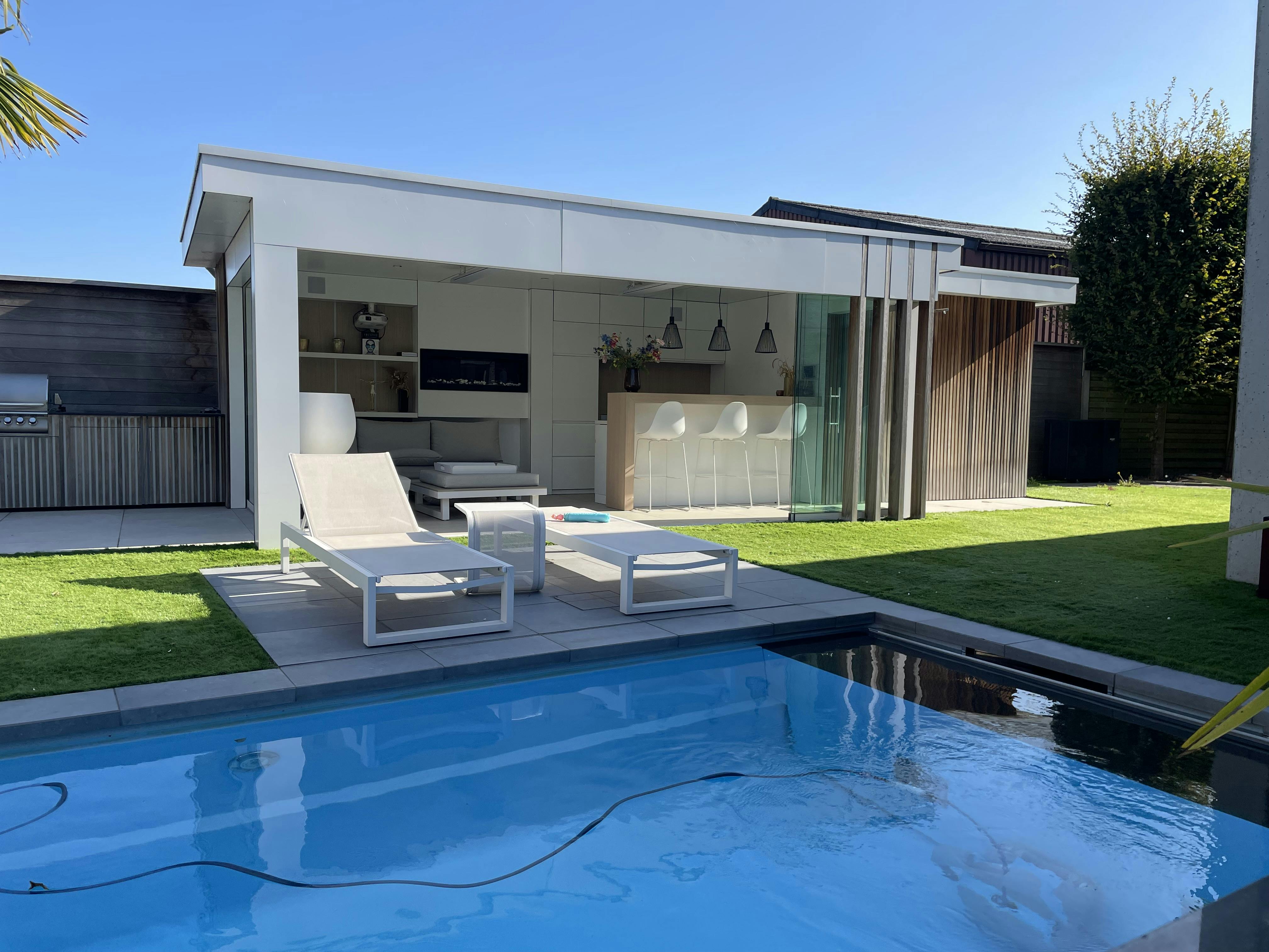 Luxe villa met exclusieve tuin en magazijn in KMO-zone foto 89