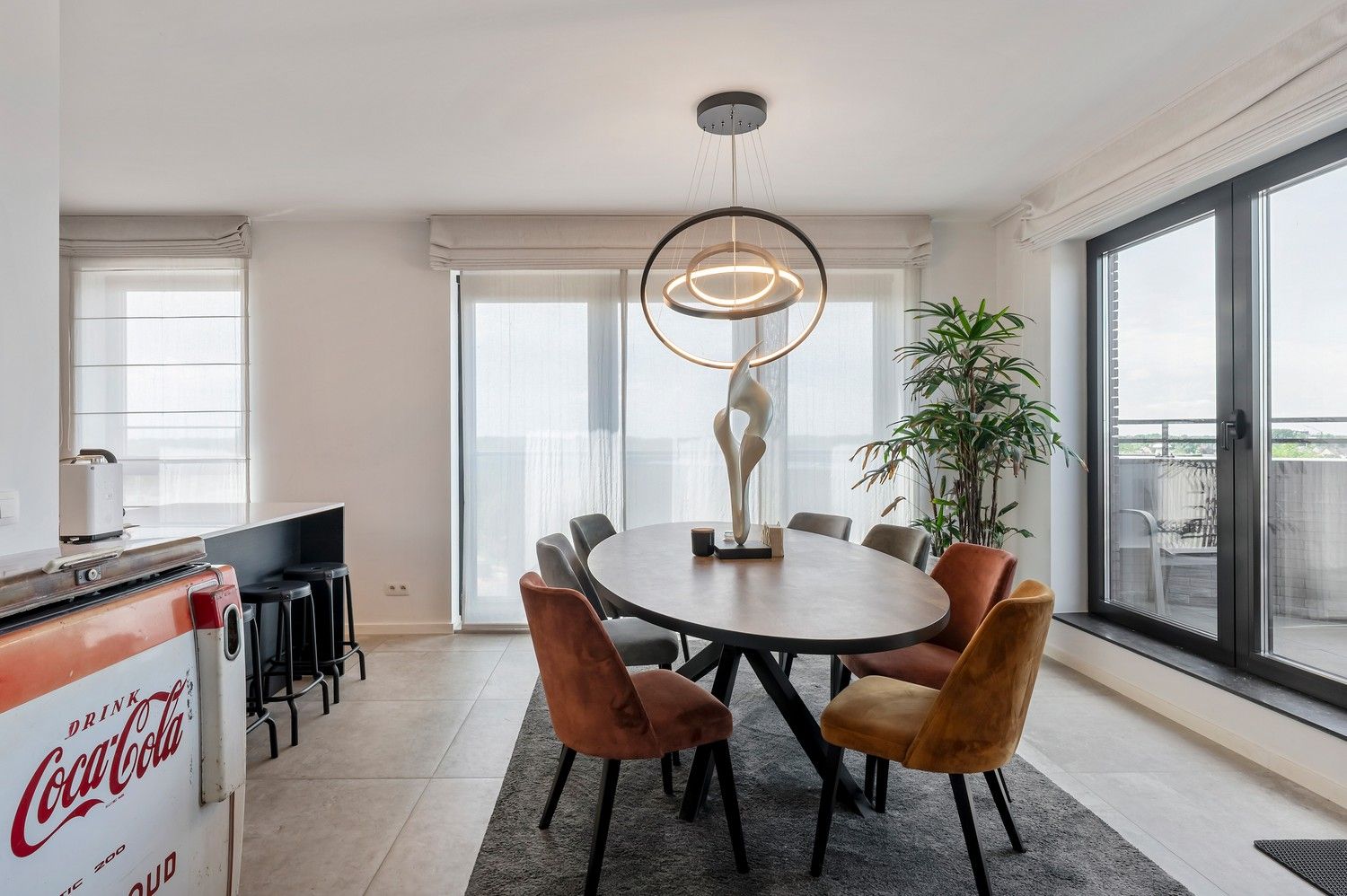 Exclusieve penthouse met panoramisch terras en uitzicht op het Albertkanaal. foto 11