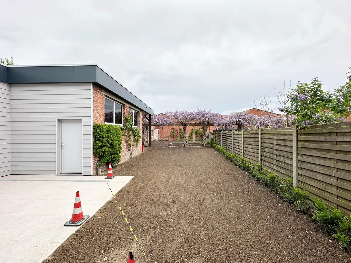 Kwalitatief afgewerkte woning met 3 slaapkamers, terras & tuin te Beveren (Roeselare)! foto 13