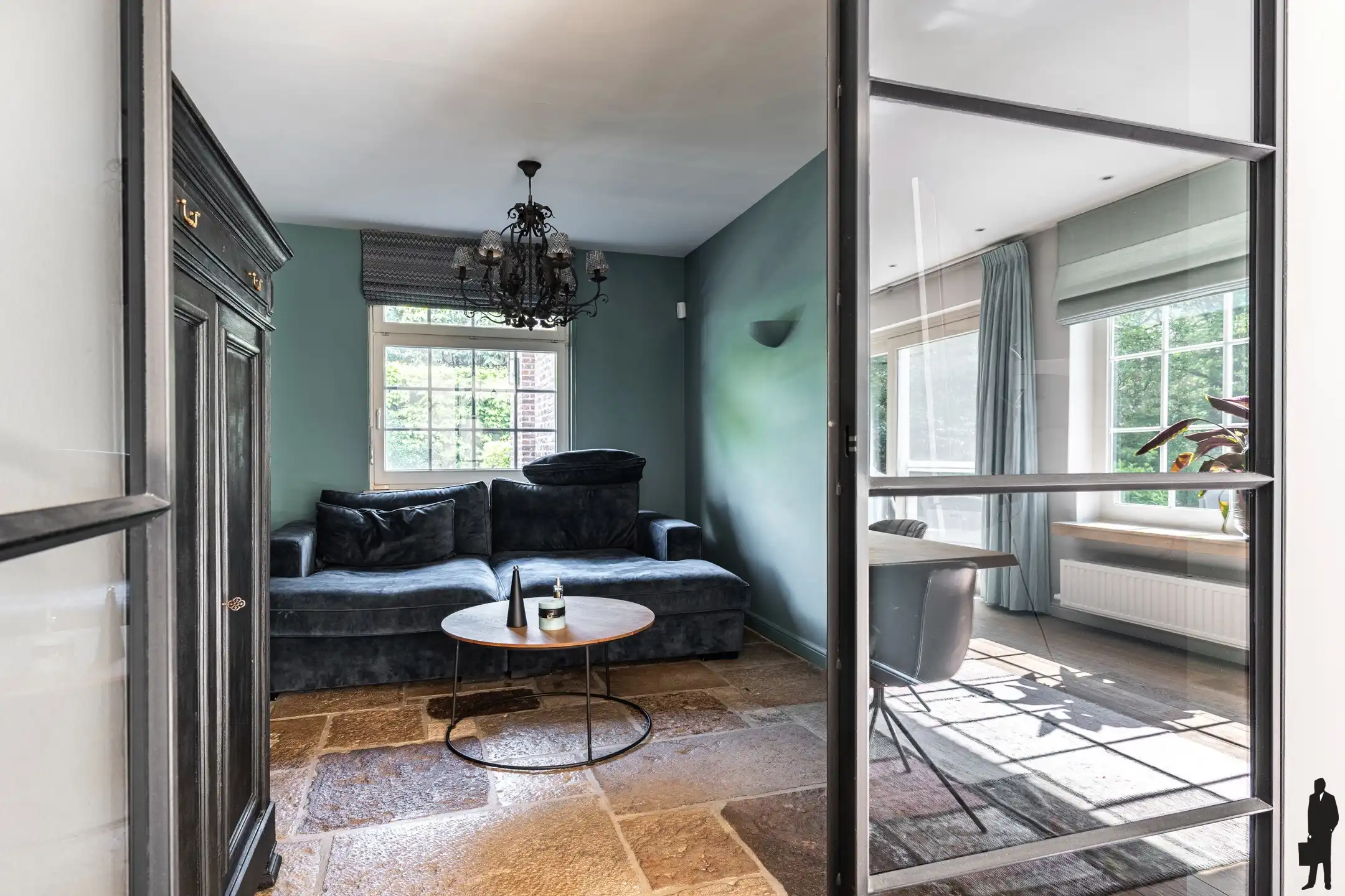 Exclusieve villa met zwembad in doodlopende straat foto 11