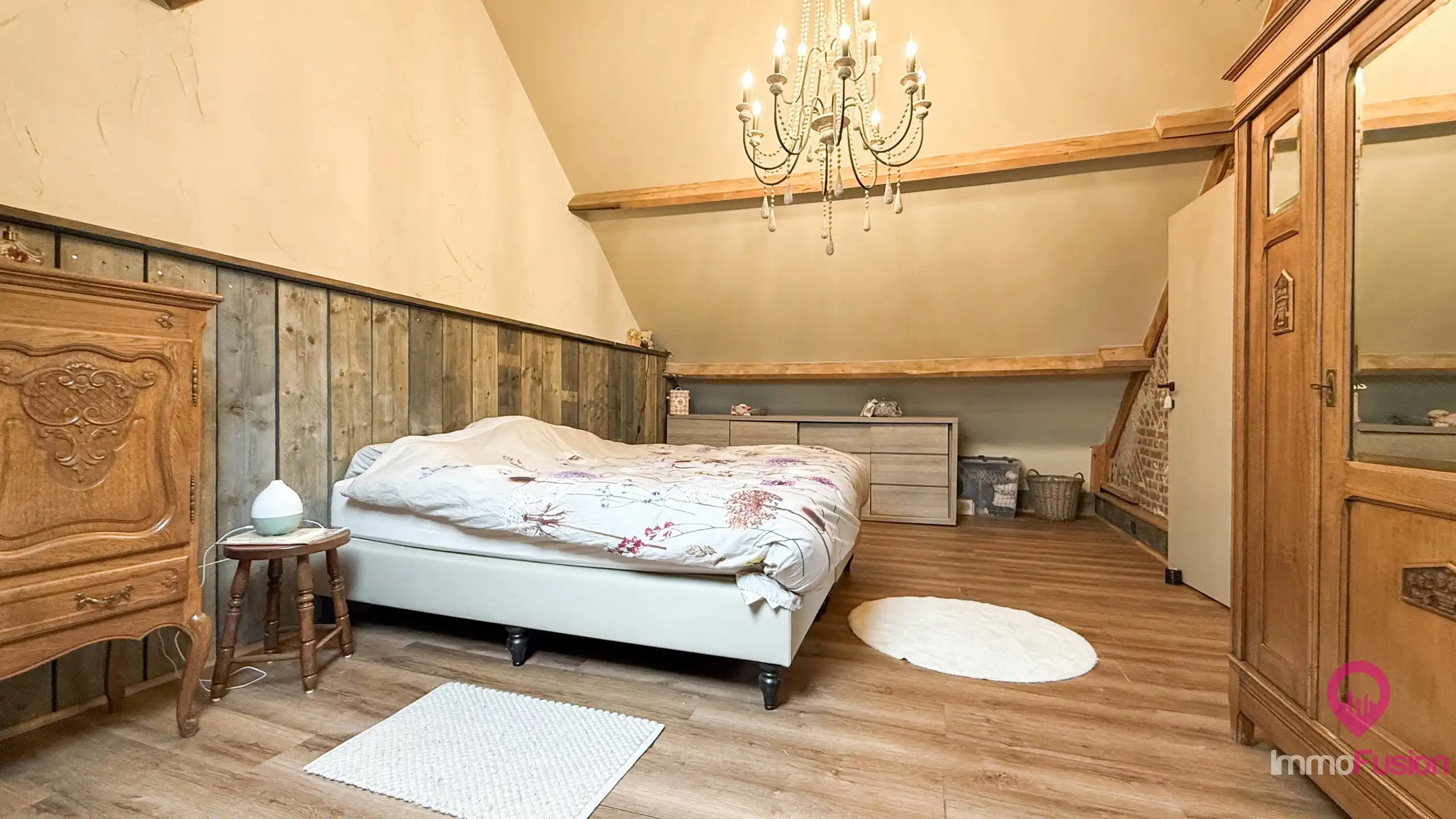 Gerenoveerde landelijk moderne woning op 28 are met 4 suites! foto 30