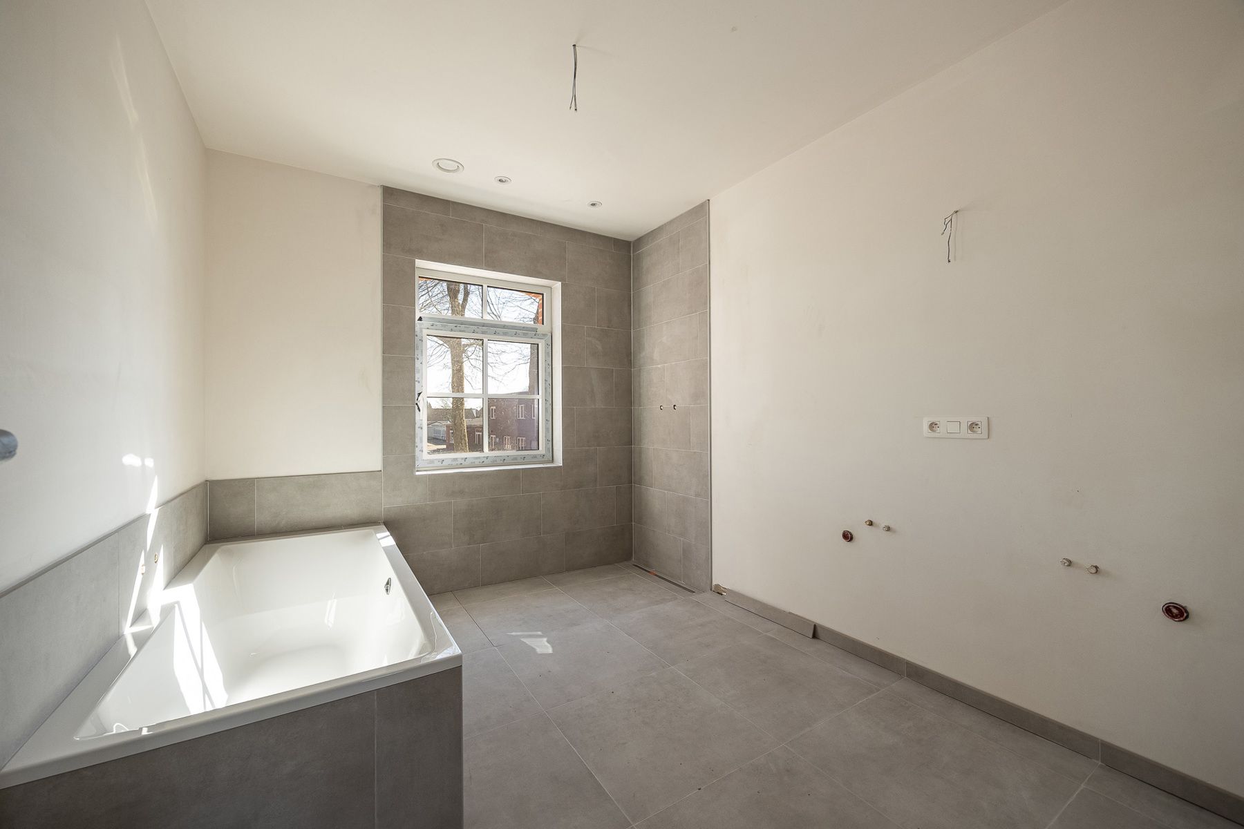 BEN-WONING MET 4 SLAAPKAMERS OP 364 M². foto 9