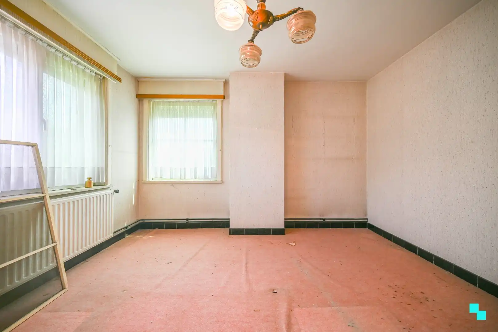 Stevig gebouwde, halfopen bebouwing met tuin in Zulte foto 23