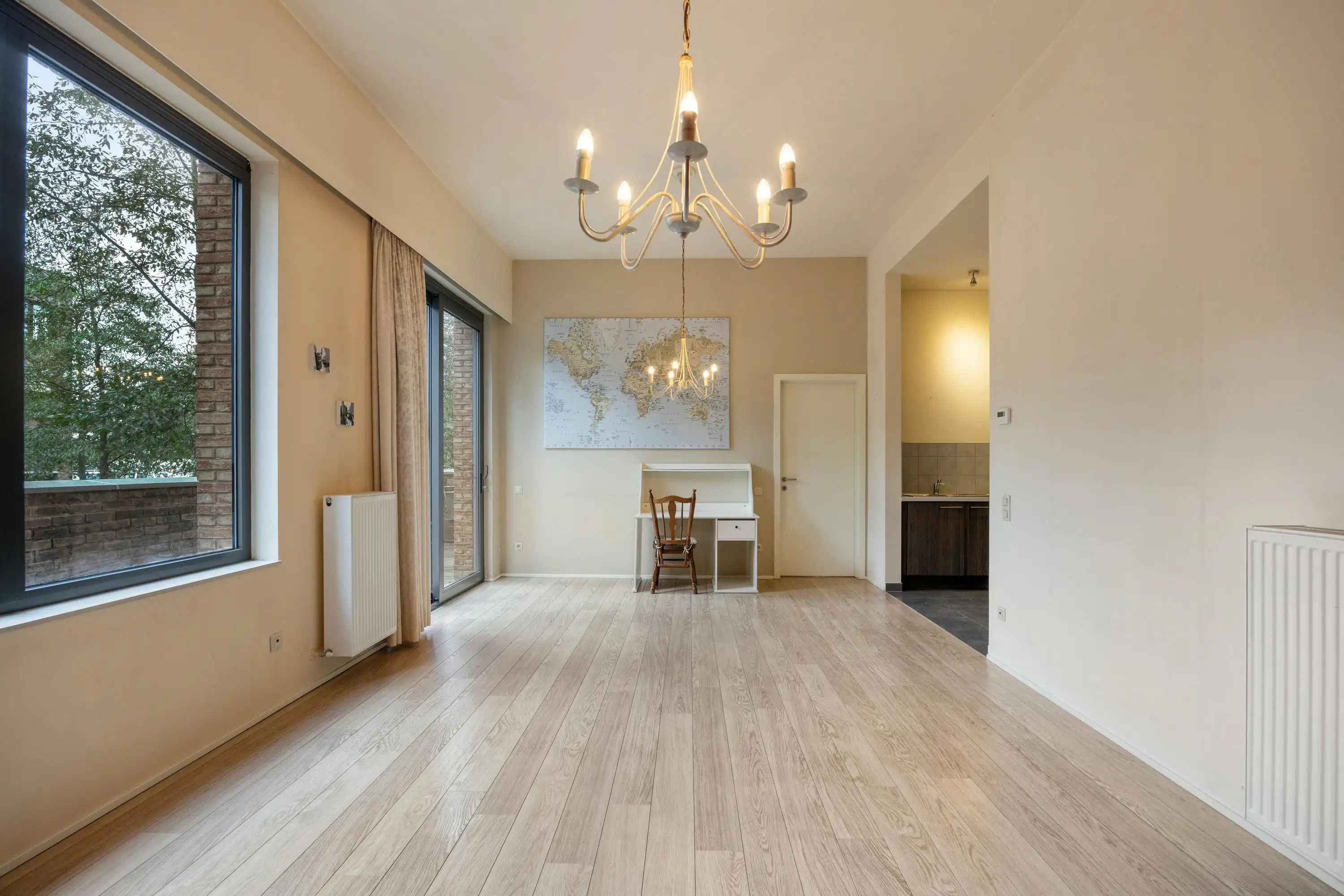 Instapklaar 1-slaapkamerappartement met ruim terras centrum Hasselt foto 5