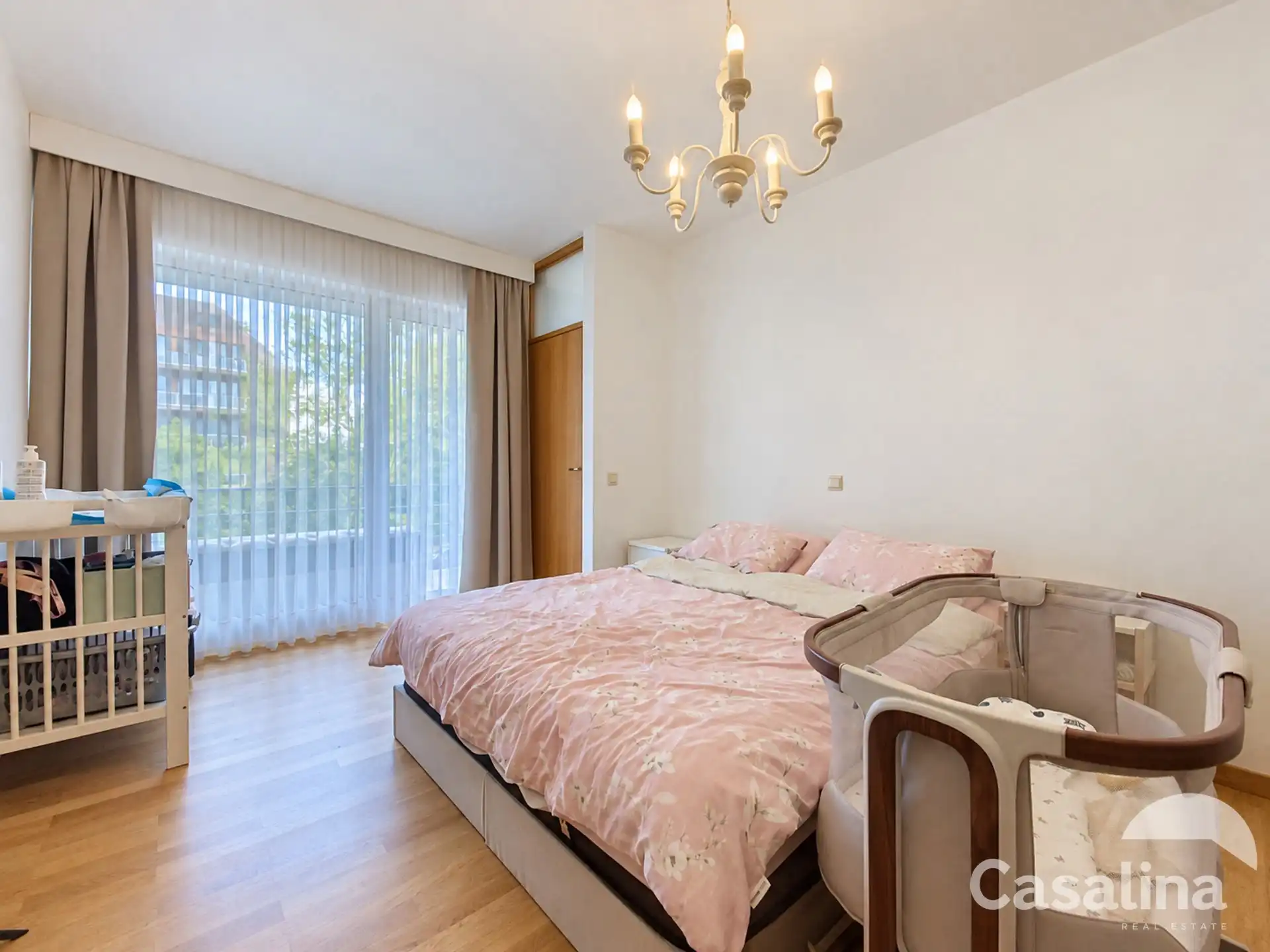 Ruime modern appartement met prachtig terras van 23m² foto 16