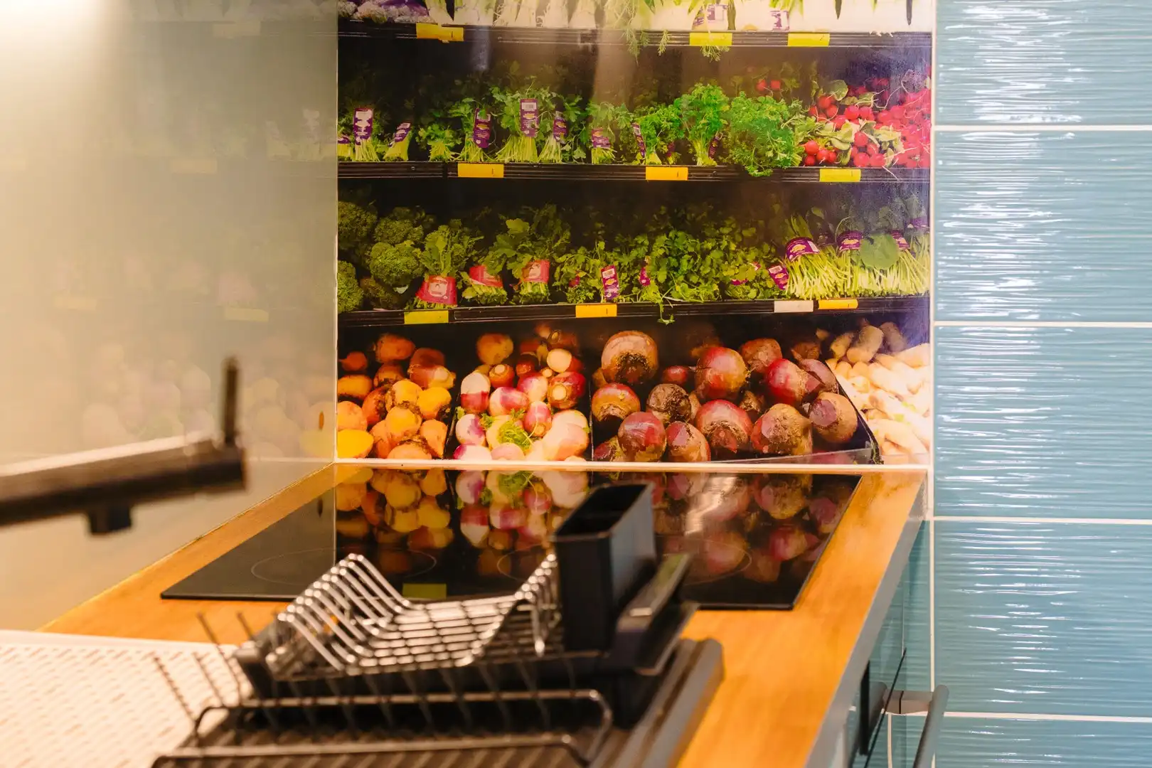 Instapklare gerenoveerde studio met ruim terras foto 27