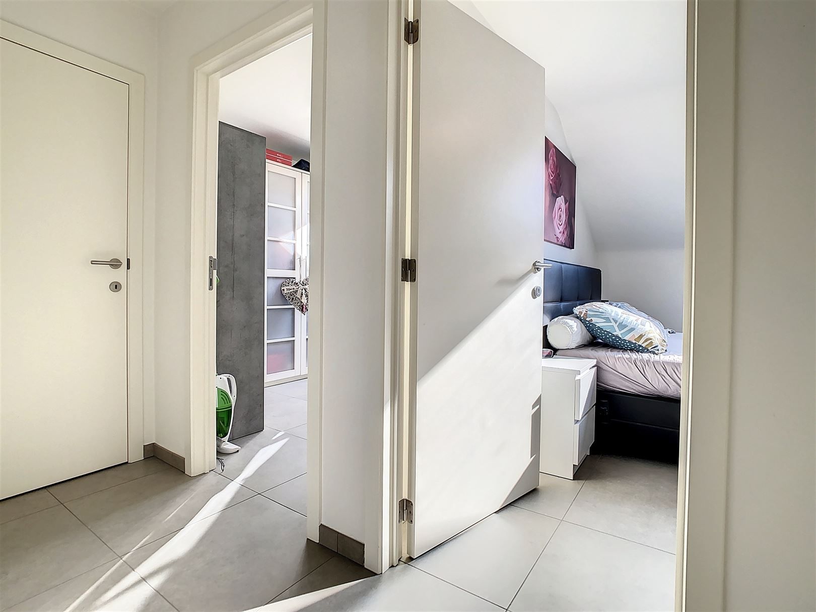Mooie woning, 3 slpks, garage en groot terras foto 18