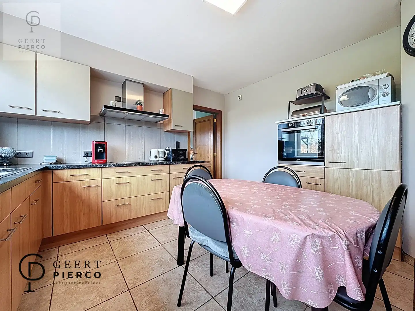 Knappe villa op 22are 93ca foto 13