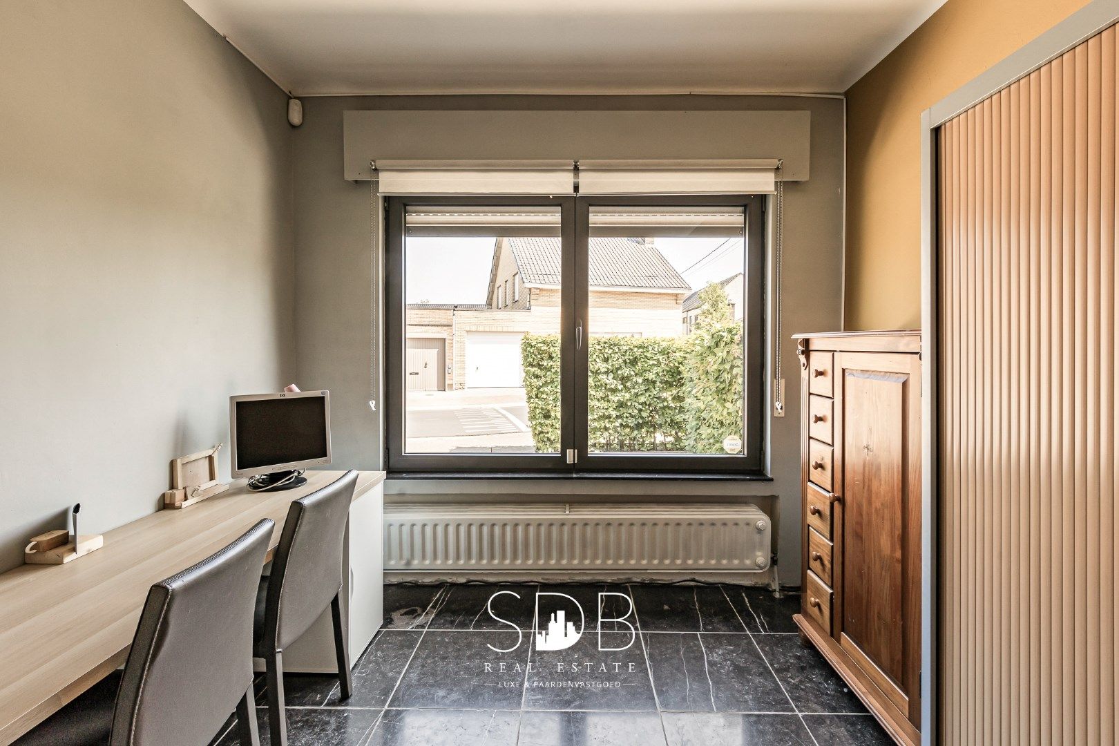 Prachtige hedendaagse villa met gezinstuin en zwembad op 1.387m² foto 11