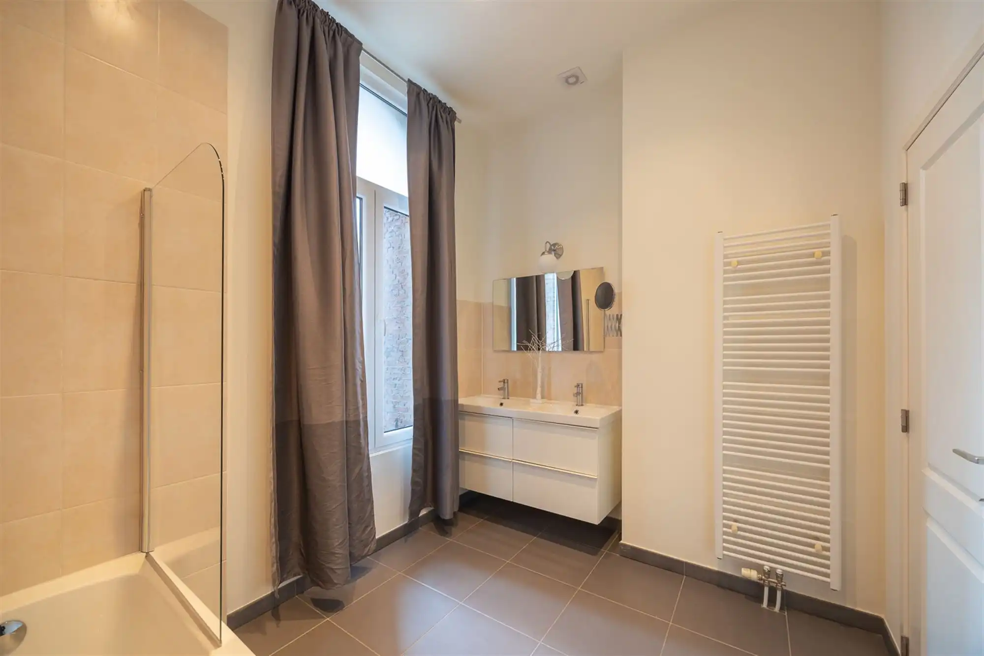 Karaktervolle stadswoning met zicht op het PAKT foto 22