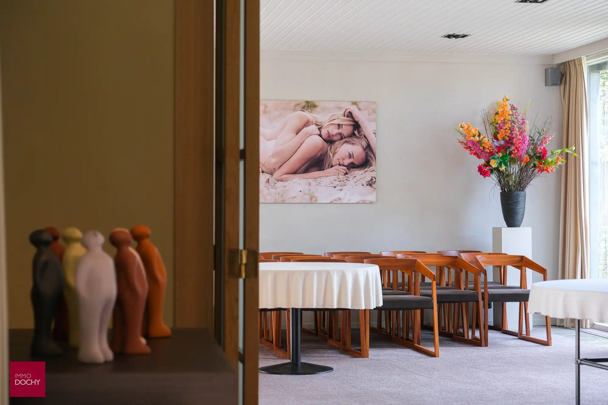 Commercieel gelegen handelspand / bureelgebouw /horecazaak te Izegem foto 12