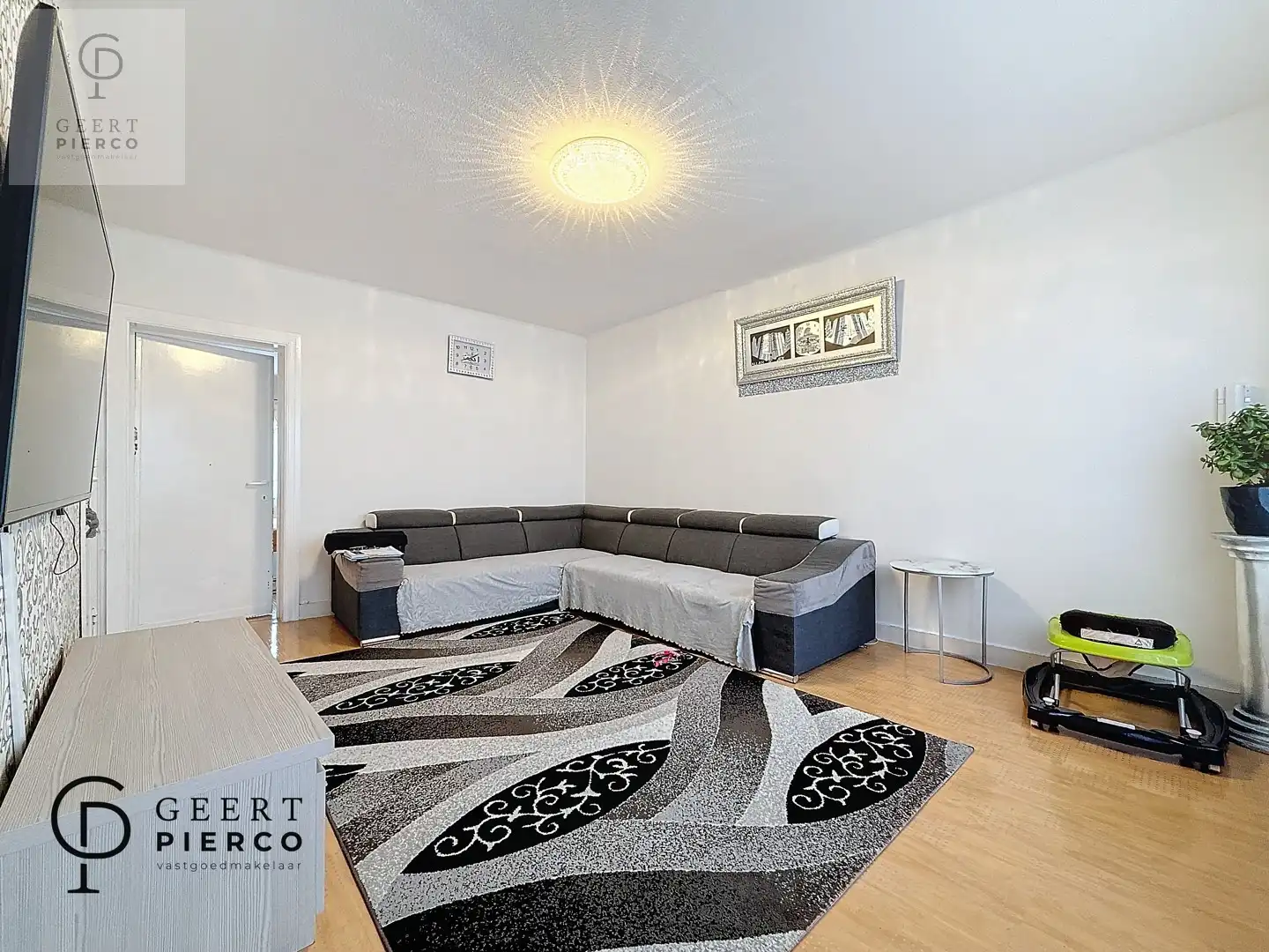 Statig Art Deco-pand met investeringspotentieel te Landen foto 16