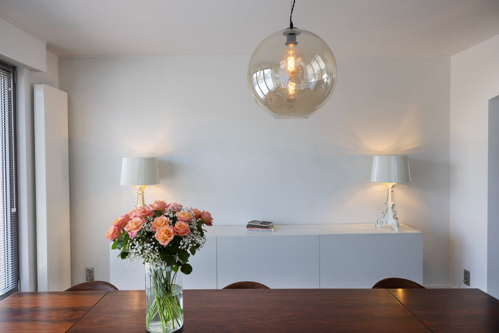 Strak ingerichte & instapklare burgerwoning. foto 5