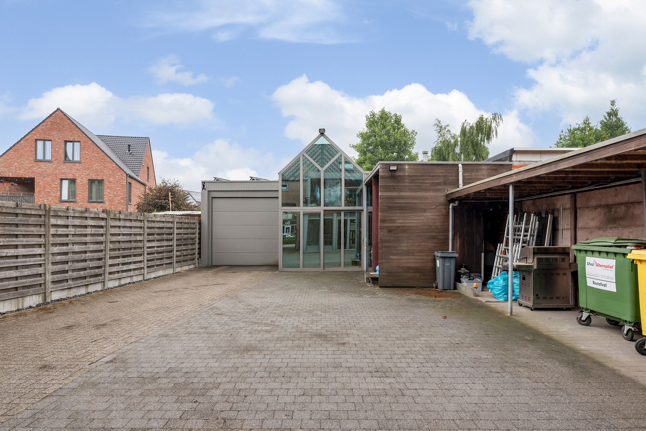 Ruime handelswoning met magazijn in Rijkevorsel foto 3