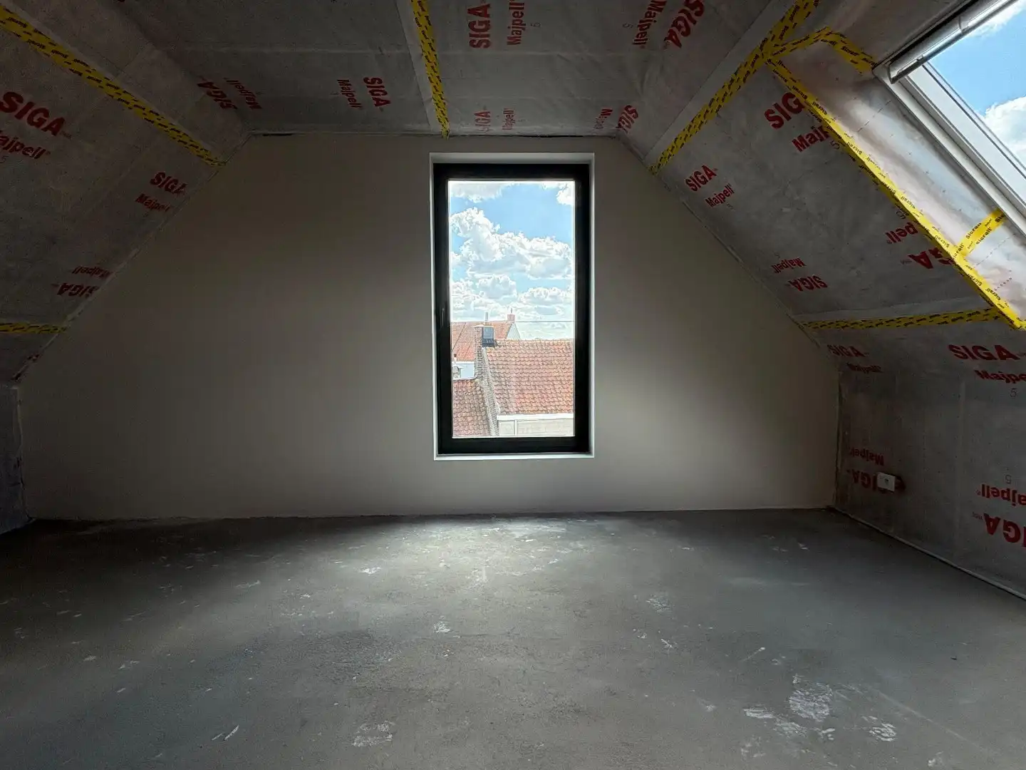 Nieuwbouwwoning E-peil 5 met terras en grote aangelegde tuin, gelegen in het woonproject Lijstergalm in Kuurne. foto 15