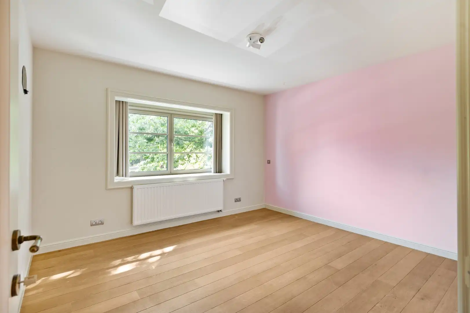 Charmante villa in gegeerde woonwijk Koningshof te Schoten foto 19