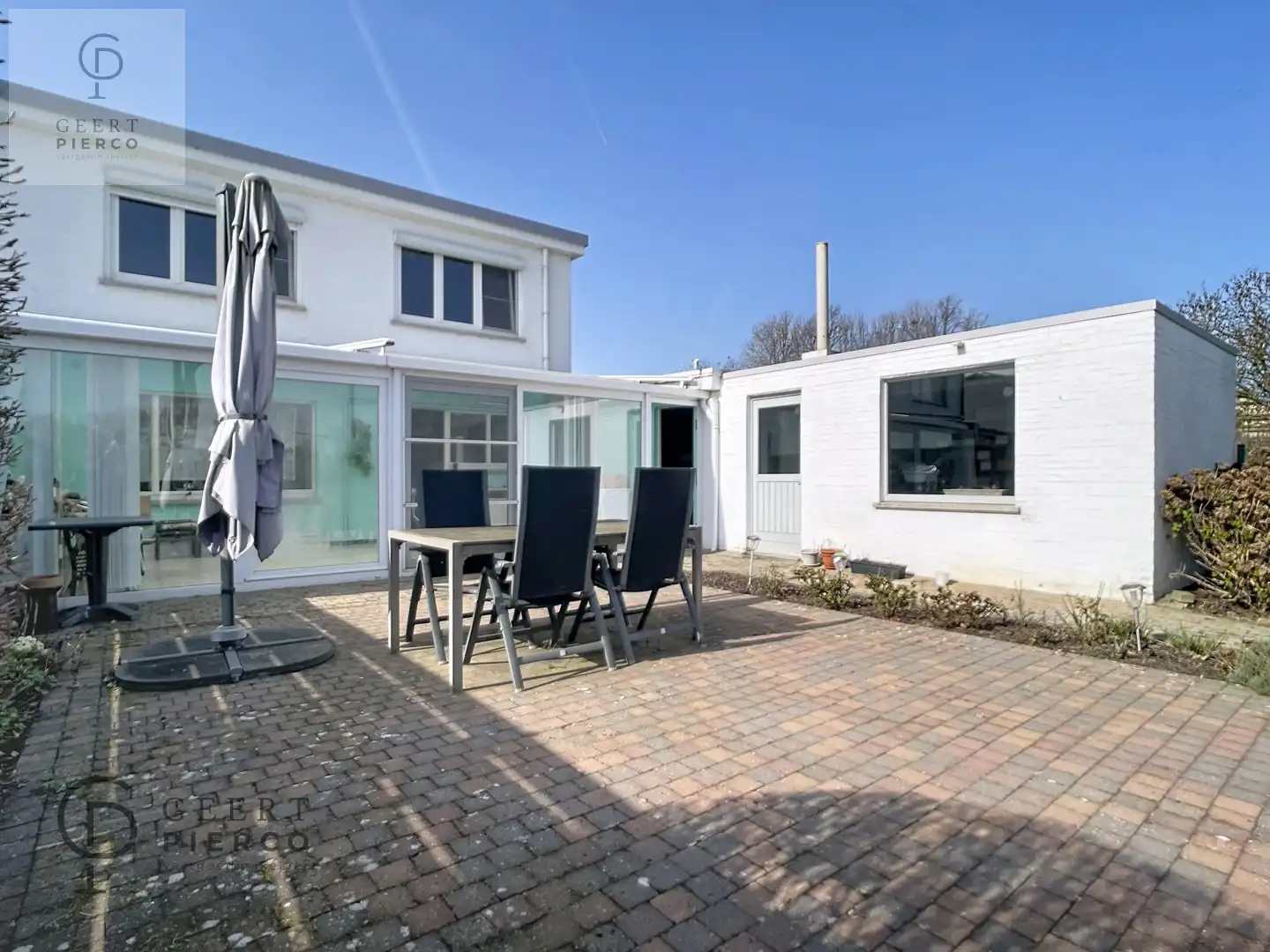 Leuke halfopen woonst op een topligging in Landen foto 22