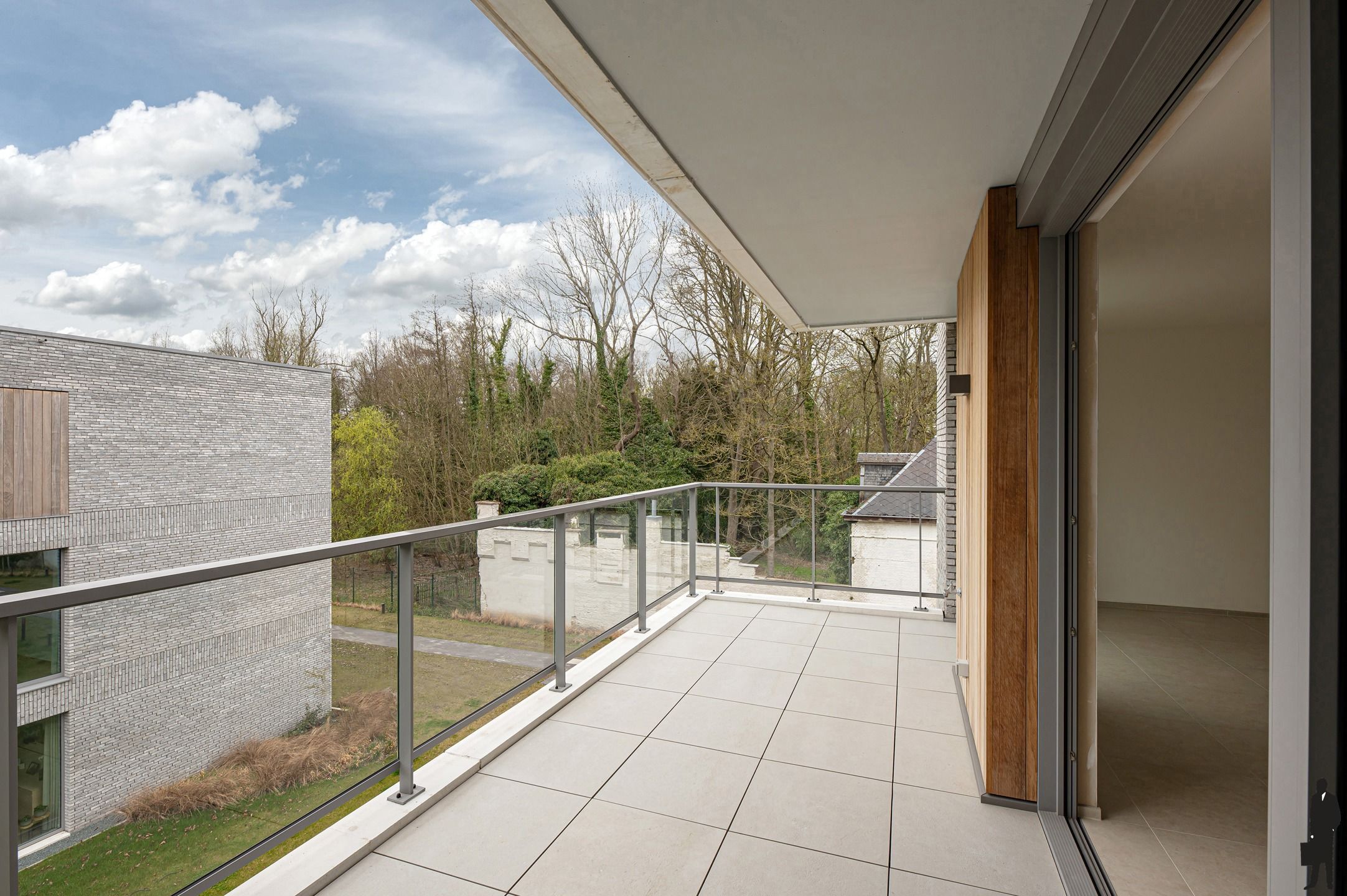 Exclusief en in het groen gelegen nieuwbouw penthouse onder registratierechten foto 13