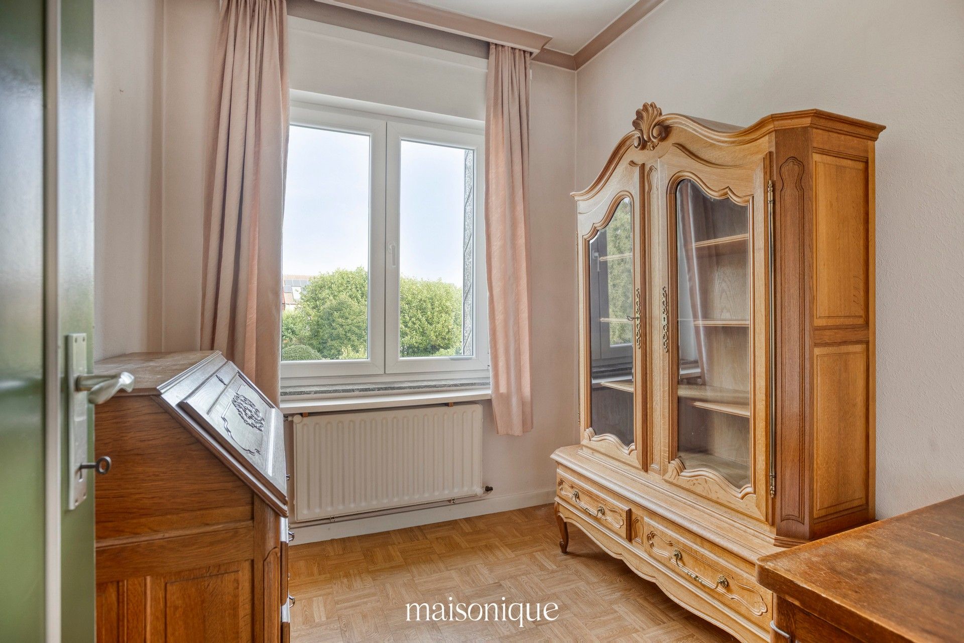 Degelijke familiewoning op een toplocatie in Sint-Michiels. foto 12