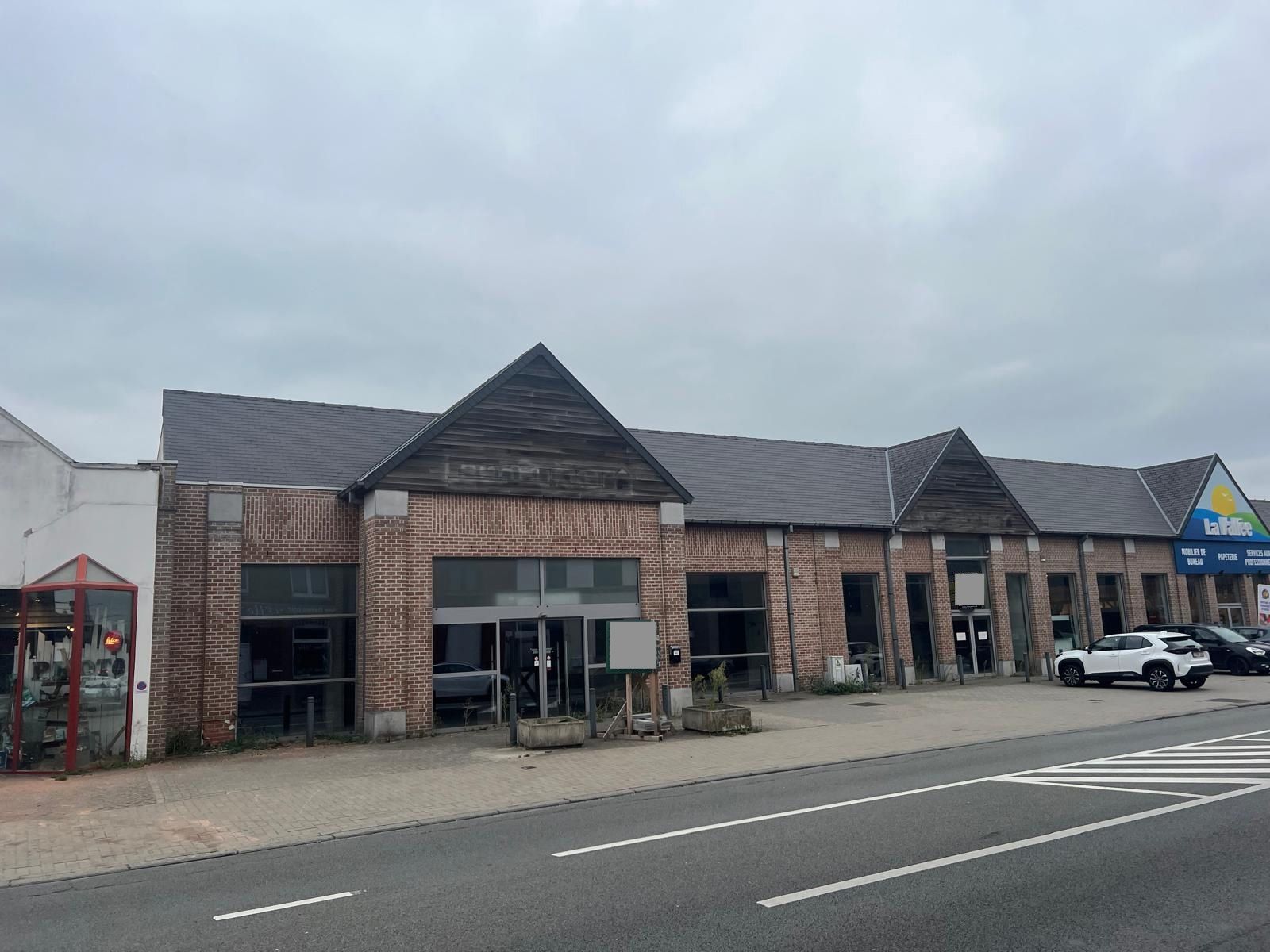 Handelspand te huur. foto {{pictureIndex}}