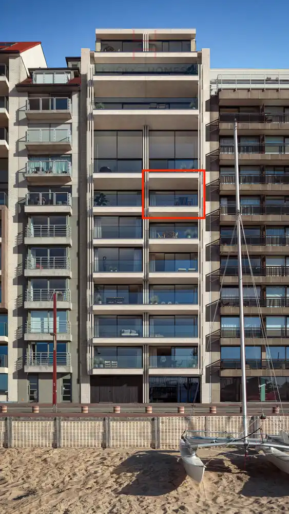 Magnifiek nieuwbouwappartement met zonnig terras op de zeedijk in Duinbergen foto 2