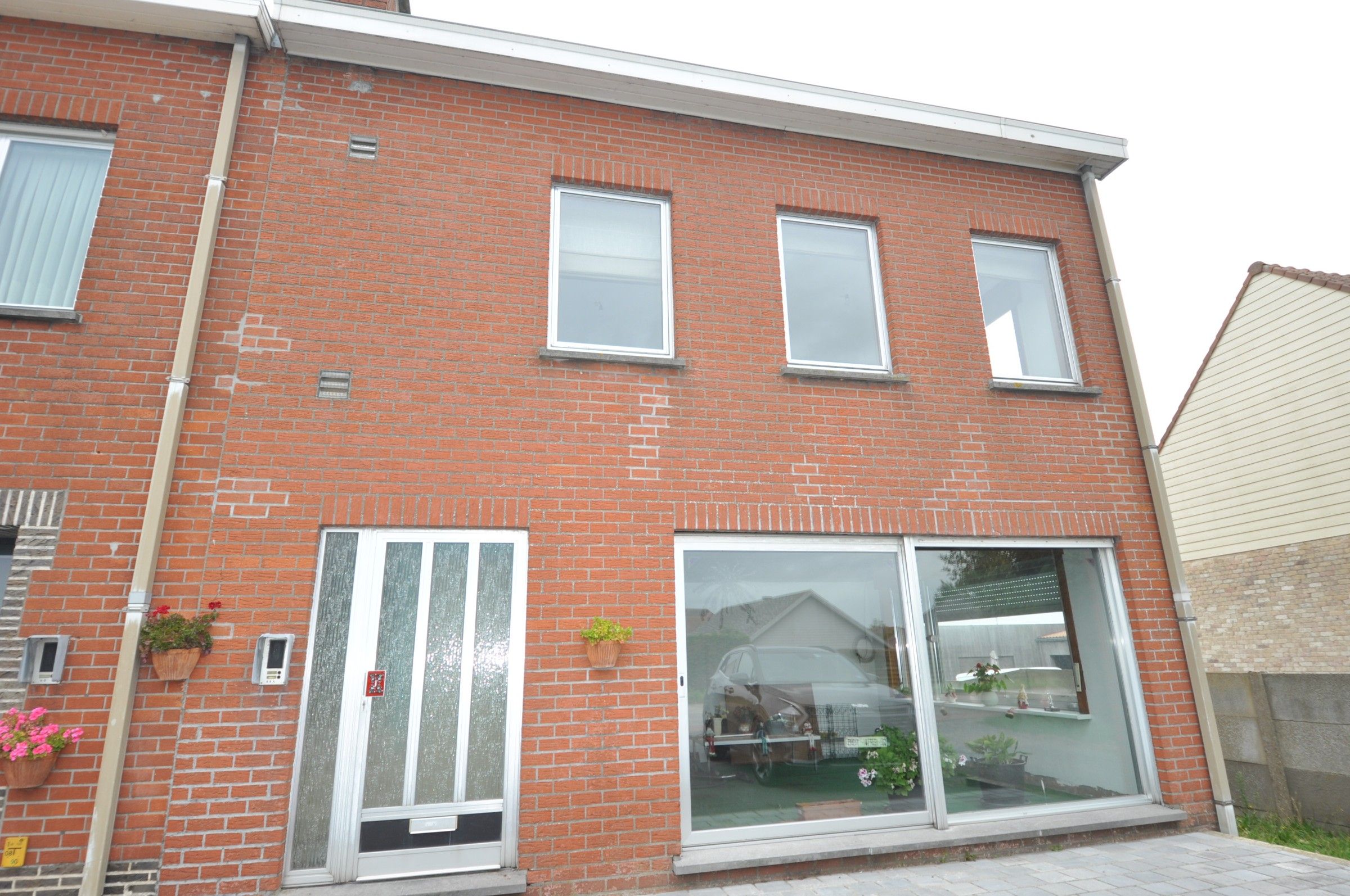 ()=>{if(producerUpdateValueVersion(node),producerAccessed(node),node.value===ERRORED)throw node.error;return node.value} Grintweg 88 - 8400 Oostende