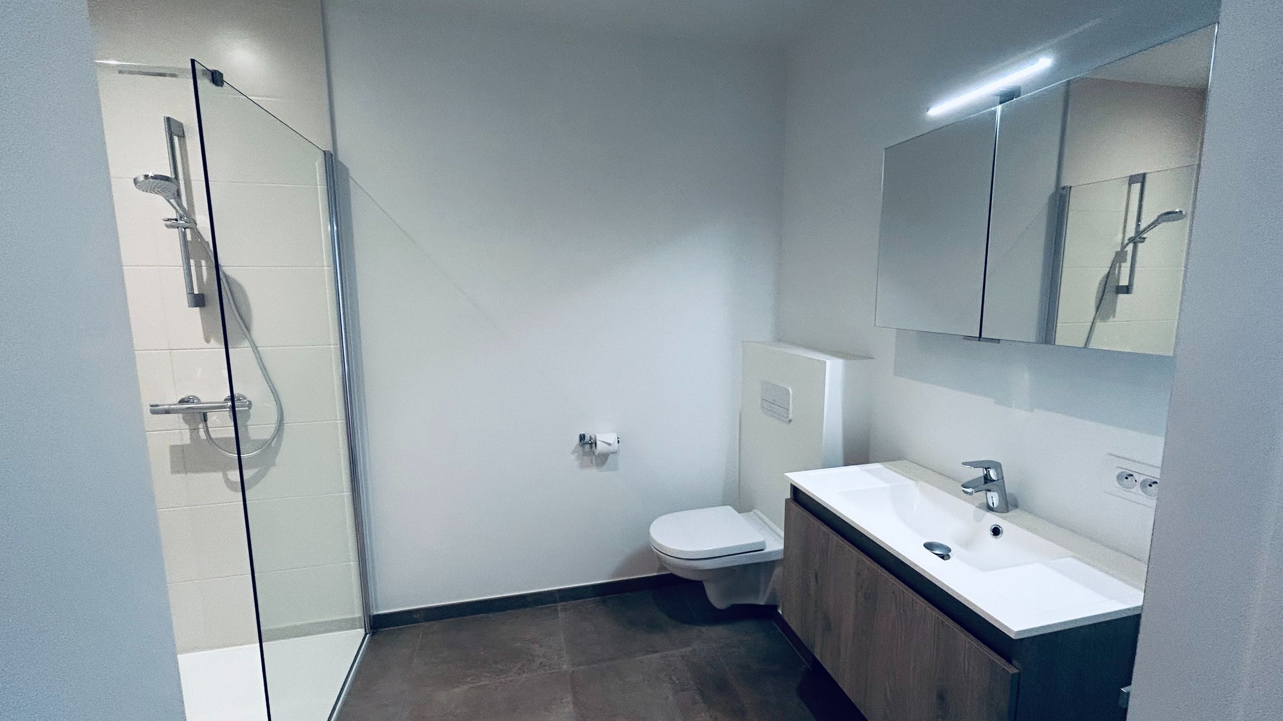 Mooi 1-slaapkamer appartement met terras en autostaanplaats foto 11