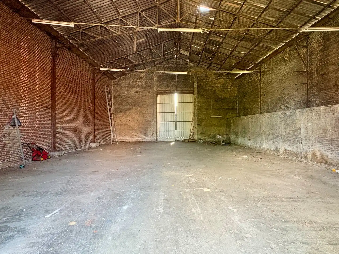 Woning met magazijn van +-300 m² te koop in Bavikhove foto 19