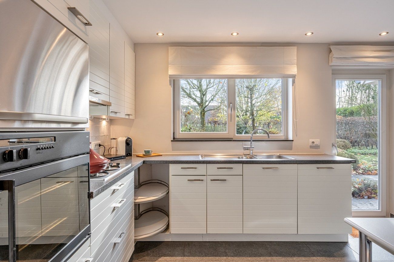 Instapklare halfopen bebouwing met 4 slaapkamers in Oostakker foto 13