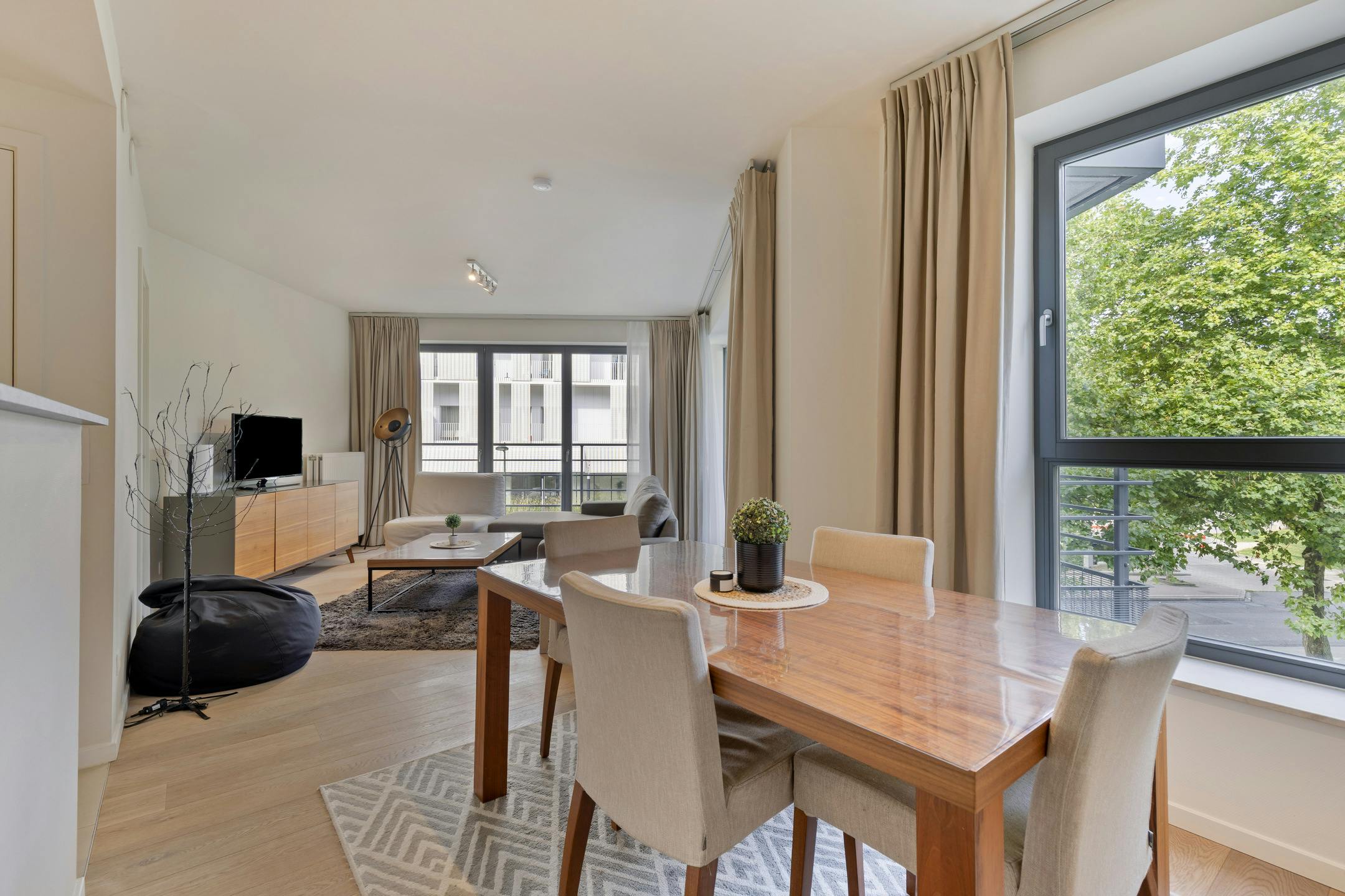 Gemeubeld Appartement Genèvestraat Evere  foto 2