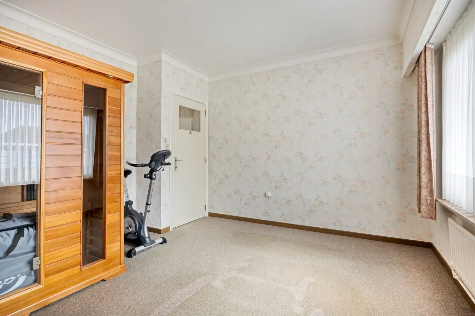 Ruim ingedeelde gelijkvloers woning op een mooi breed perceel van 812 m². foto 28