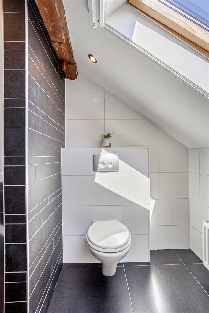 Prachtige, gerenoveerde hoevewoning op 4a9ca, voorzien van 4 slaapkamers, inpandige garage en omheinde tuin op een toplocatie in Kessenich. foto 27