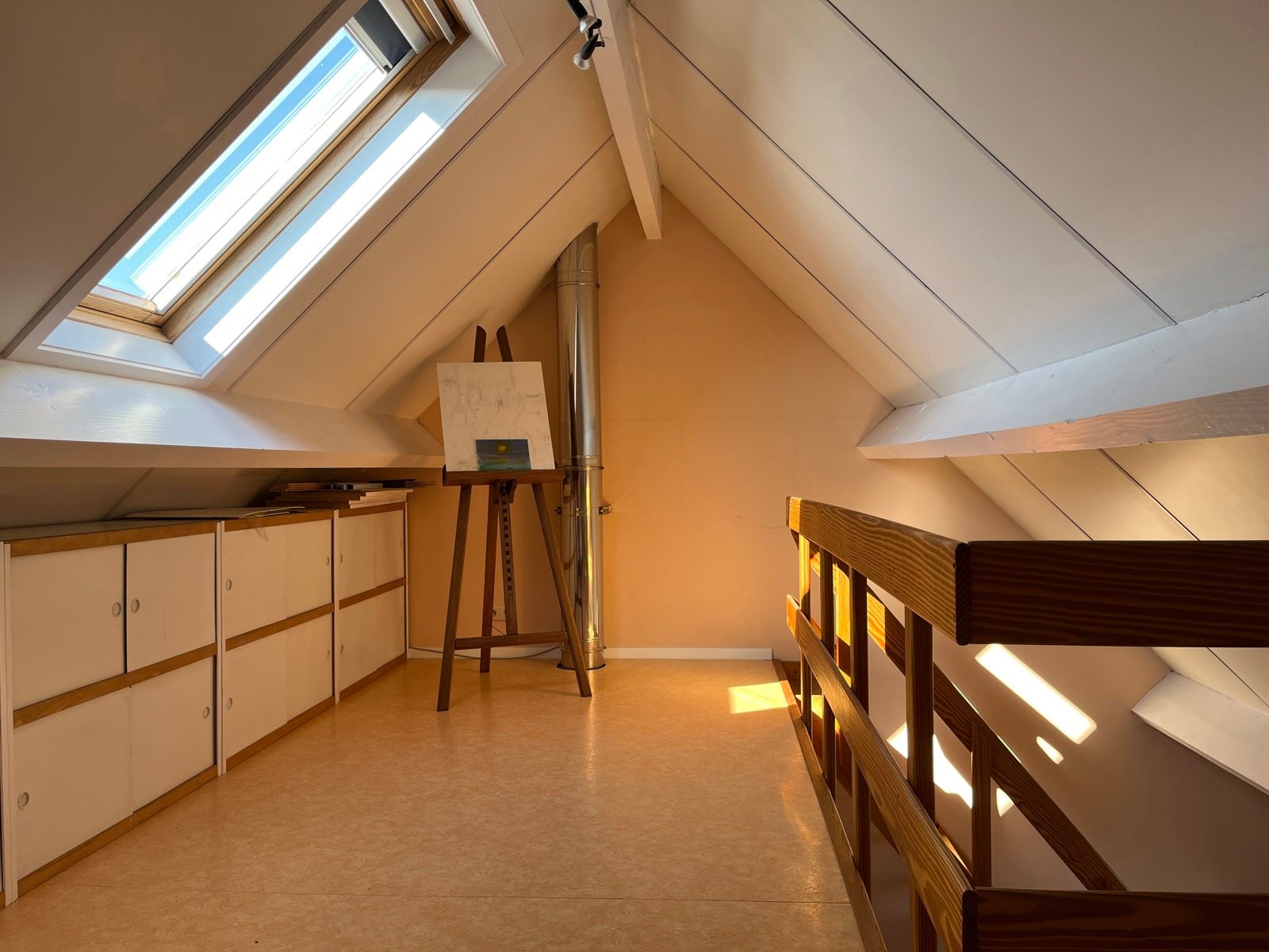 grote woning met mooie tuin foto 26