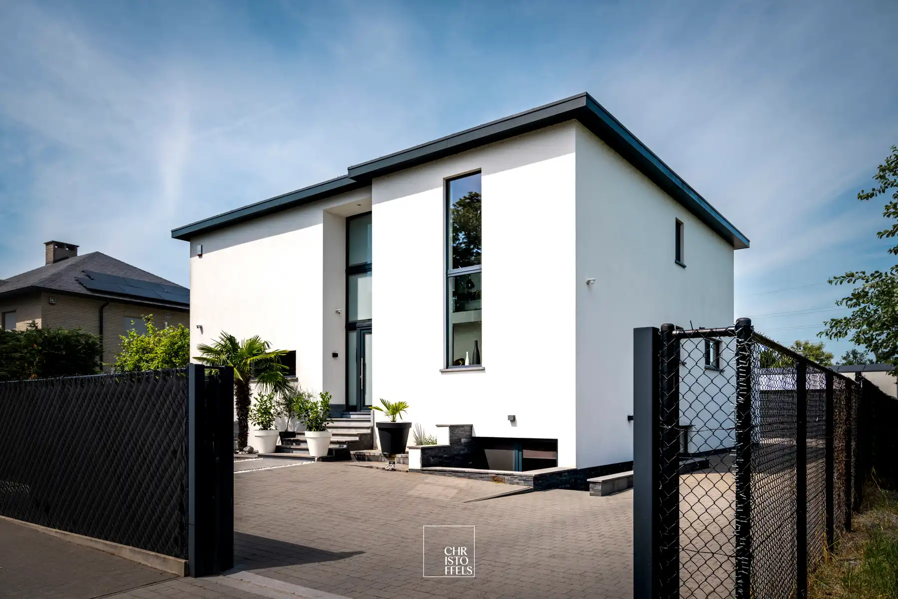 Stijlvolle villa met wellnesscomfort, aparte praktijkruimte in Maasmechelen! foto 24