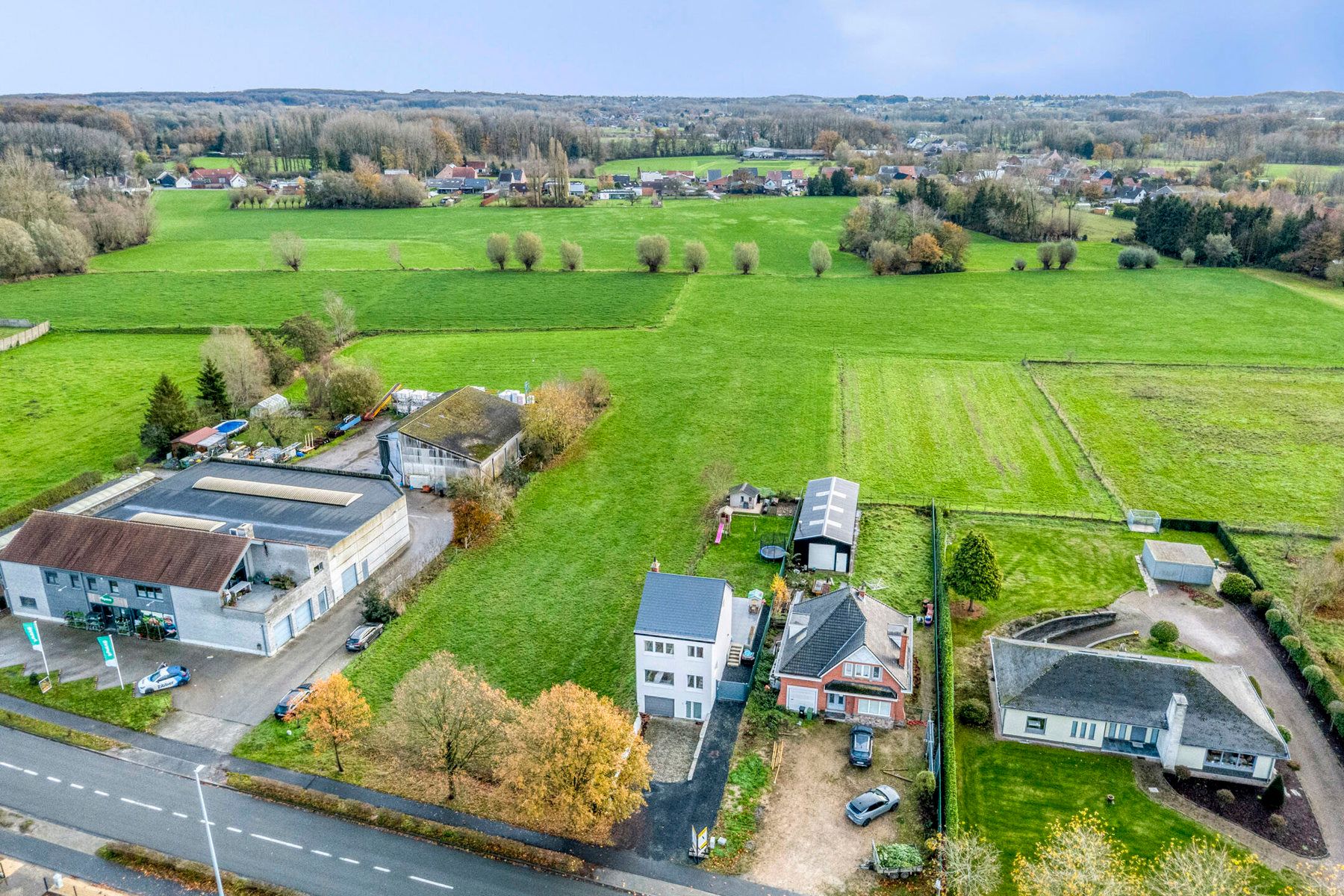 Instapklare woning met 3 slaapkamers, garage en tuin! foto 24