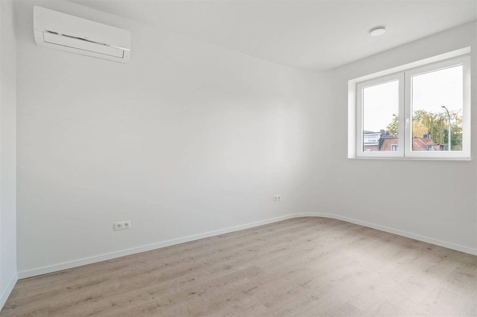 Nieuwbouw appartement met 2 slaapkamers en groot terras foto 14