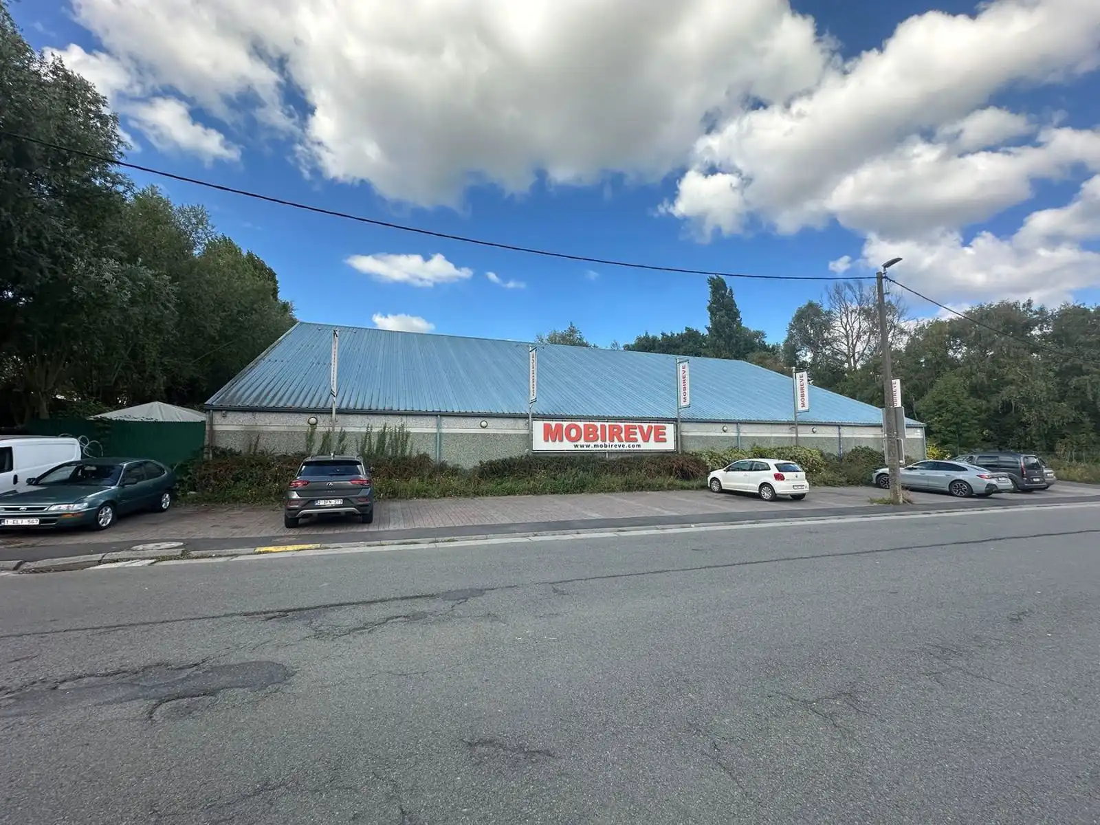 Handelspand 1.400 m² te huur in Moeskroen foto 16