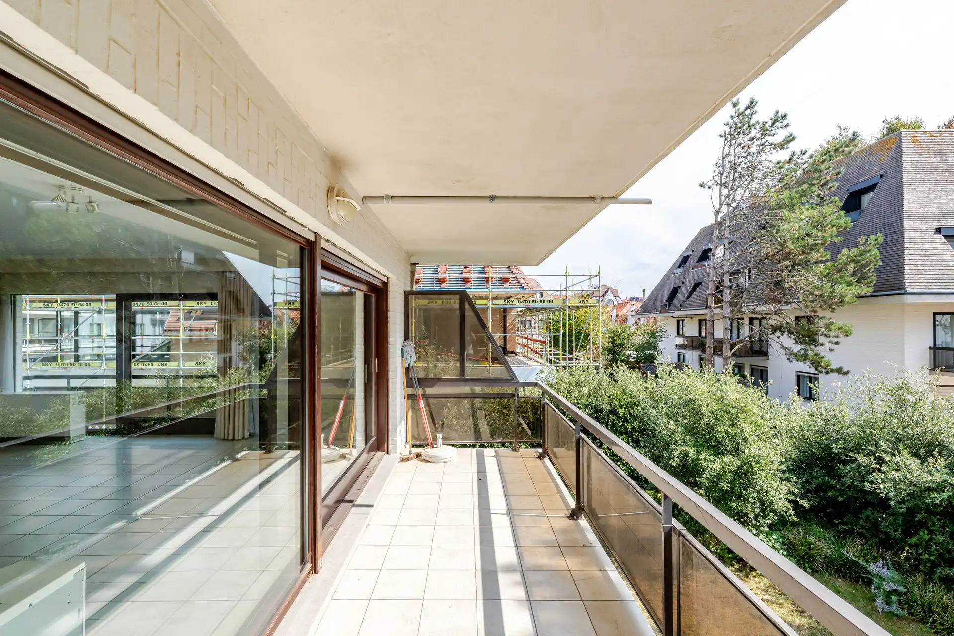Hoekappartement van 96 m² met prachtig terras in villaresidentie aan het Albertstrand foto 8