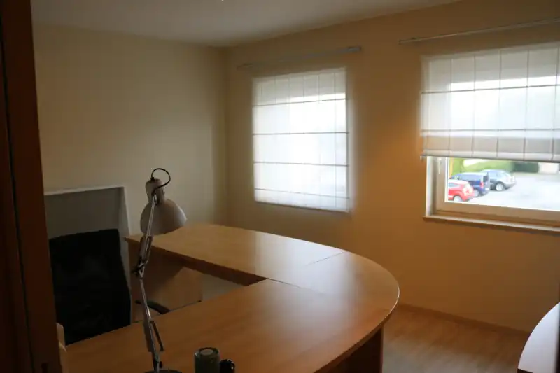 Landelijk gelegen woning, echte aanrader!! foto 12