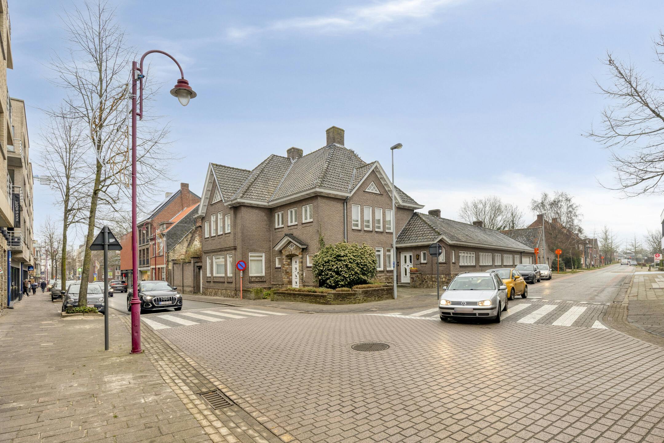 Riante villa met praktijkruimte foto 20