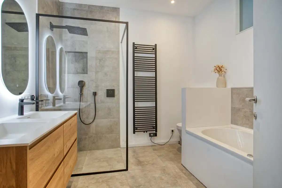 Instapklaar en energiezuinig wonen in Bissegem! foto 10