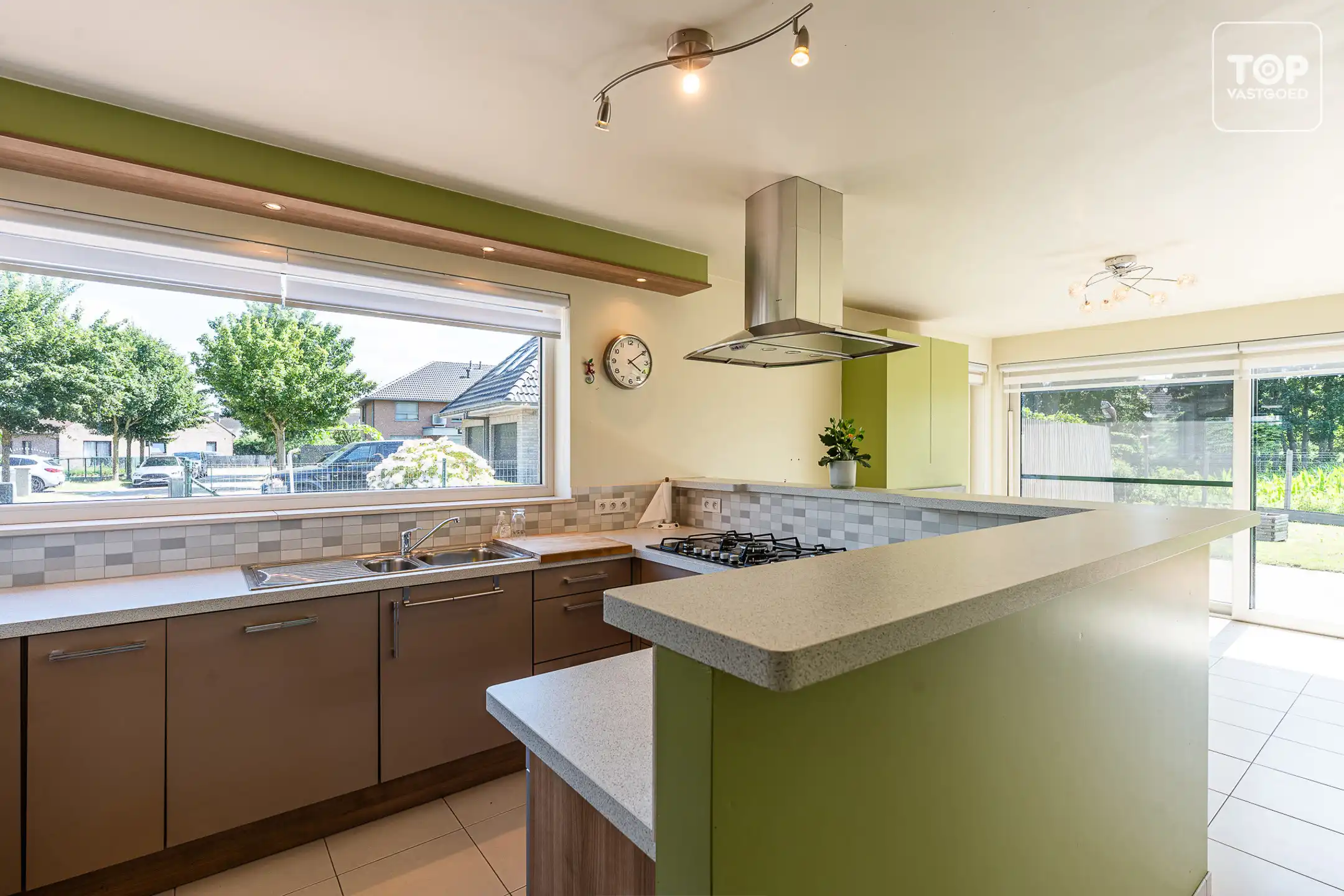 Rustig gelegen en energiezuinige woning met zonnige tuin foto 3