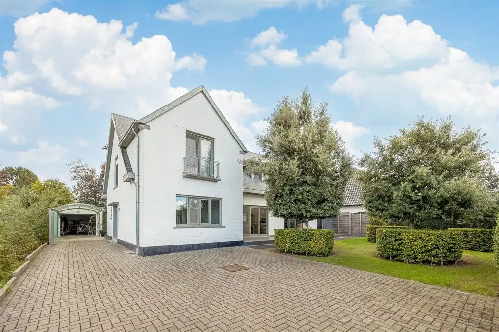 Instapklare villa met 4 à 5 slpk, tuin en EPC B  foto 23