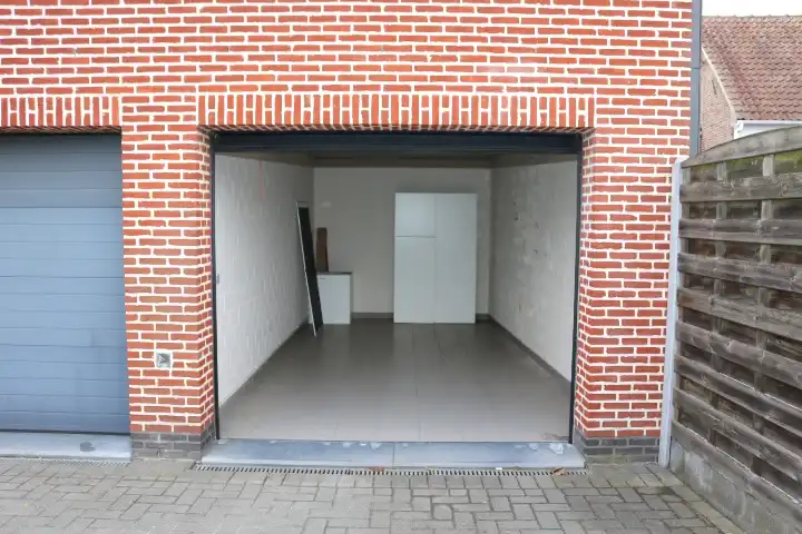 Comfortabel tweeslaapkamerappartement met garage foto 23