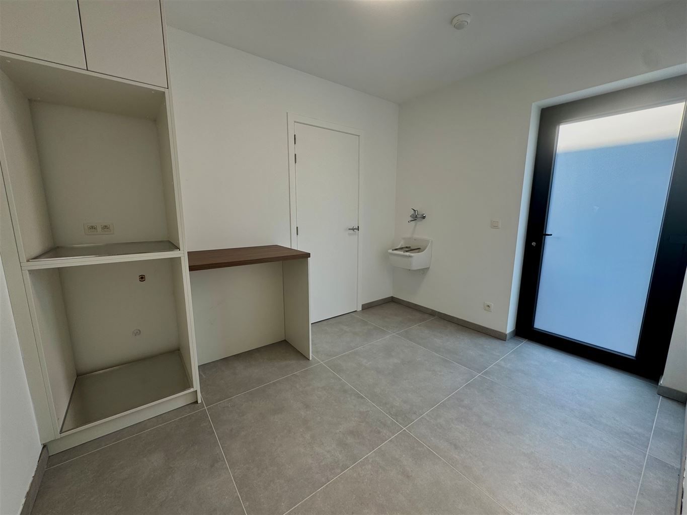 Prachtige, energiezuinige nieuwbouwwoning met 20 zonnepanelen, 3 slaapkamers en tuin op een rustige locatie nabij Maaseik foto 10
