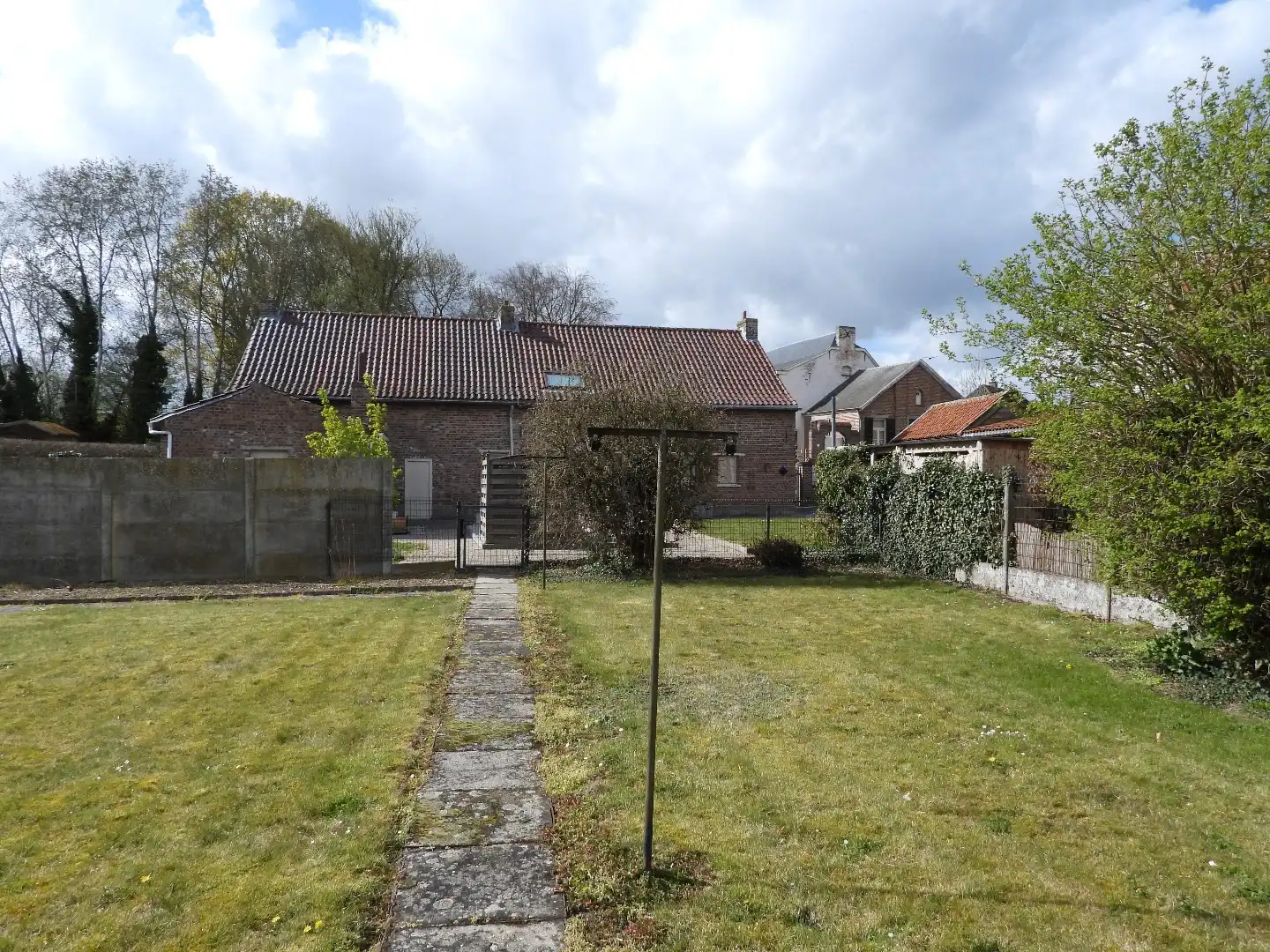 woning te koop in het rustige centrum van Dormaal foto 3